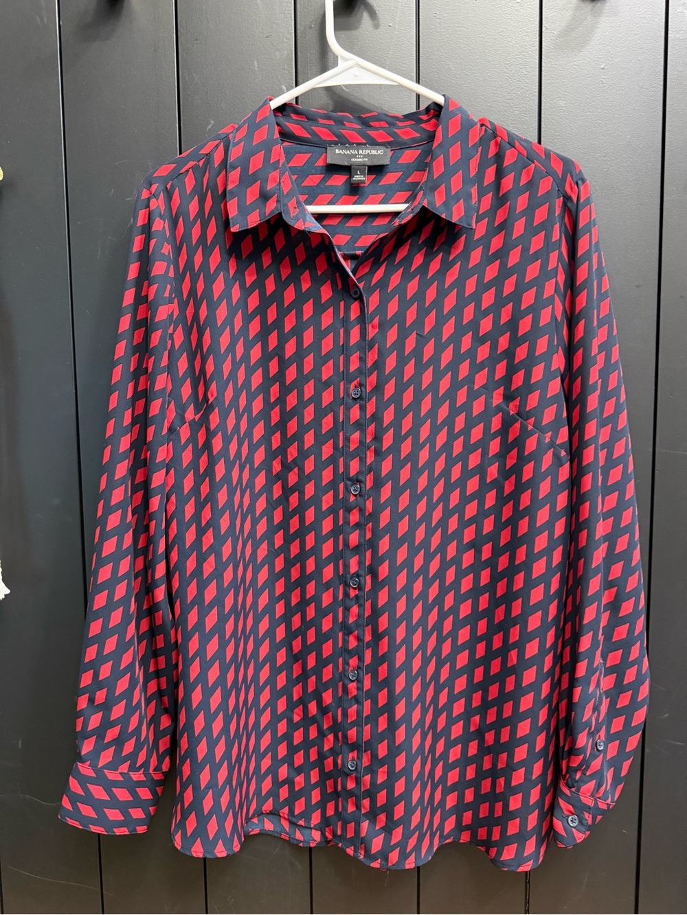 Banana Republic Navy and Red Geometric Button-Down Shirt